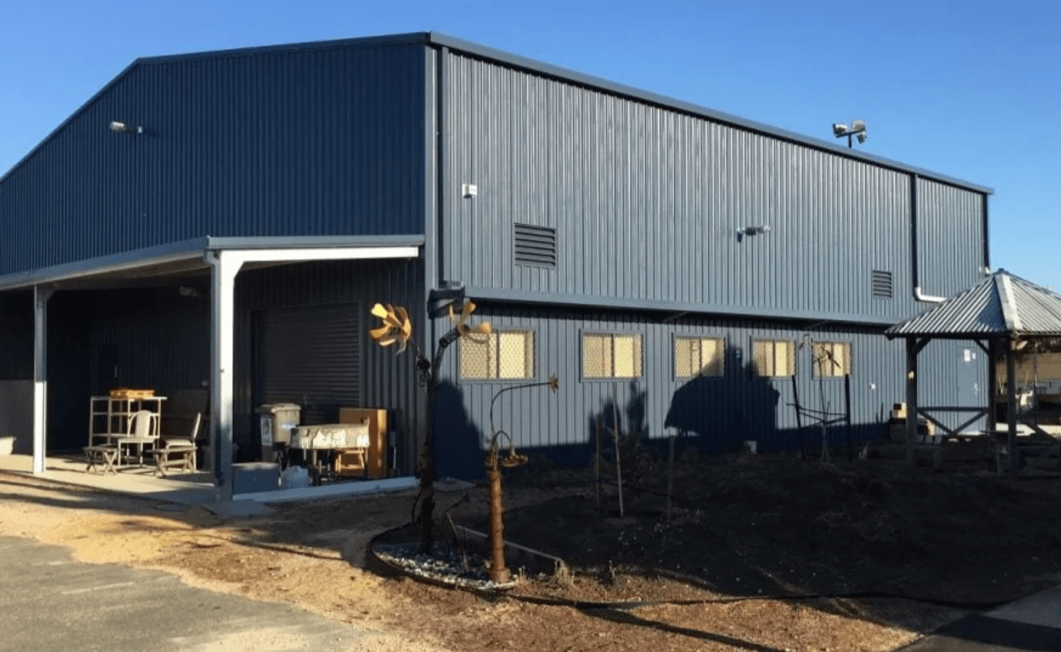 sheds with doors and windows